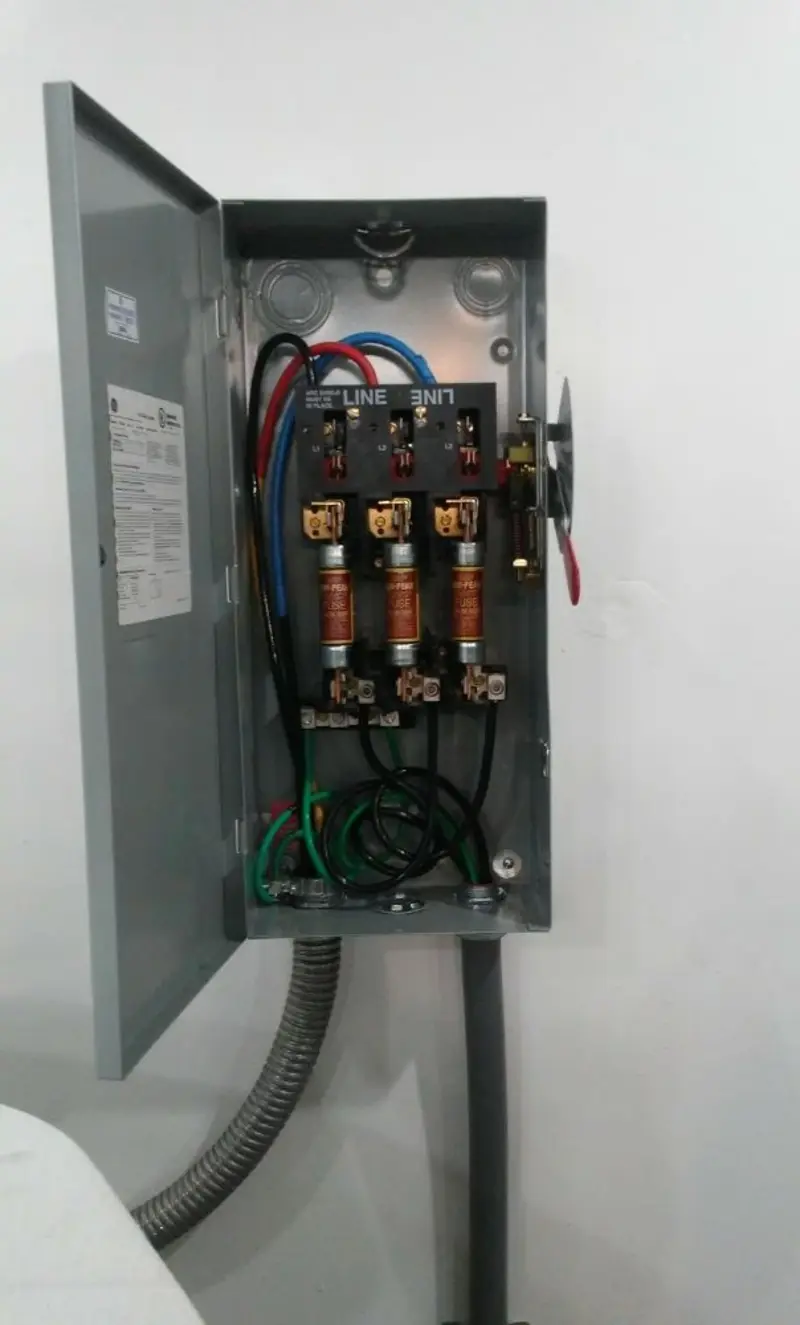 Three-phase disconnect switch installed for Smoke Detector Installation in Highgrove